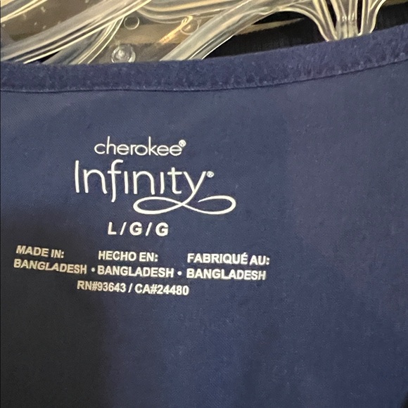 Cherokee Infinity Scrub Set in Navy Blue size Large Bundle 3 tops & 2 bottoms - Picture 4 of 7